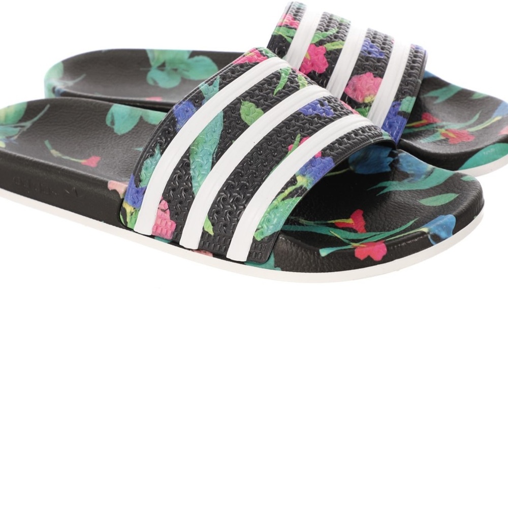 ORIGINALS ADILETTE W SLIDE SANDALS!